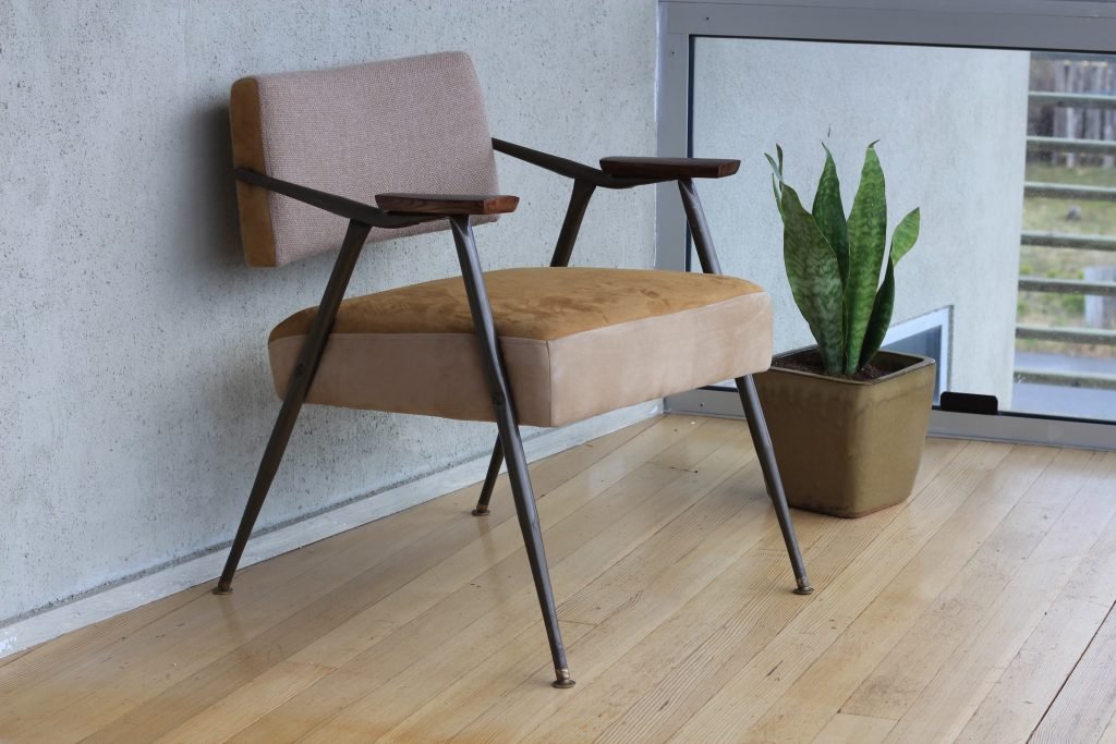 locally sourced furniture- 2023 design trends